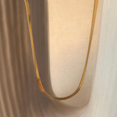 Herringbone Halskette 18K Gold