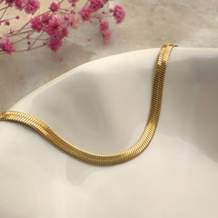 Herringbone Halskette 18K Gold