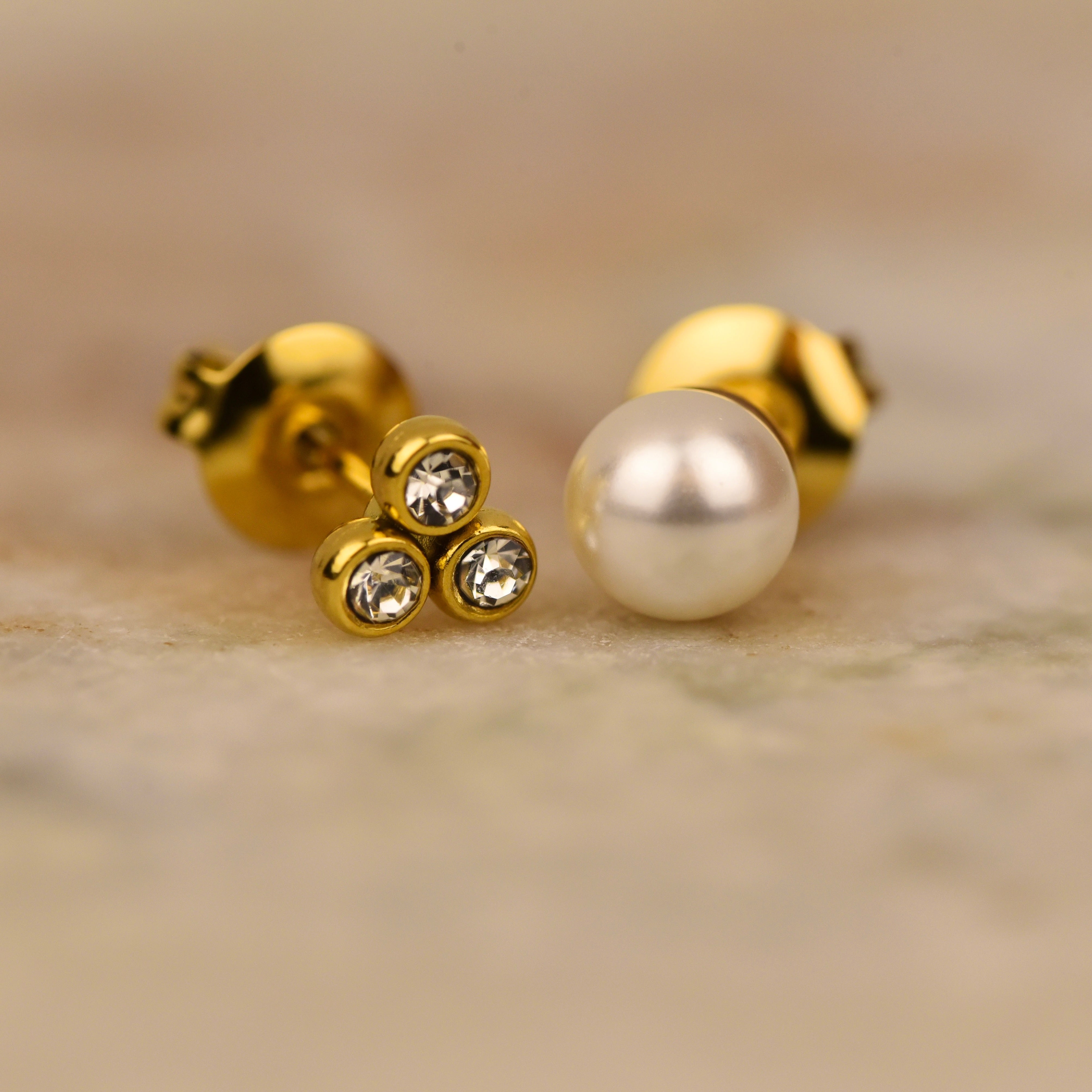 Trinia Ohrstecker Set