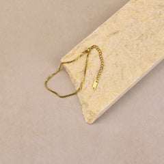 Box Armband